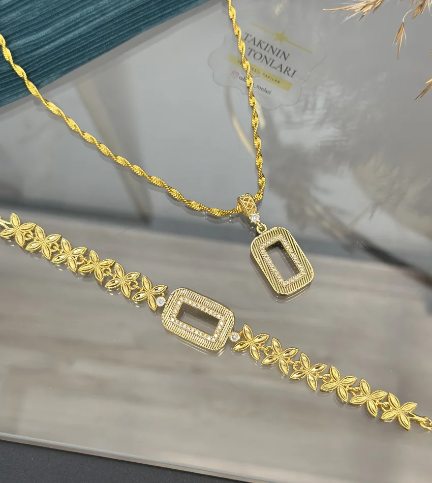 Gramlik Yonca Model Başak Kombin (Seri 1)