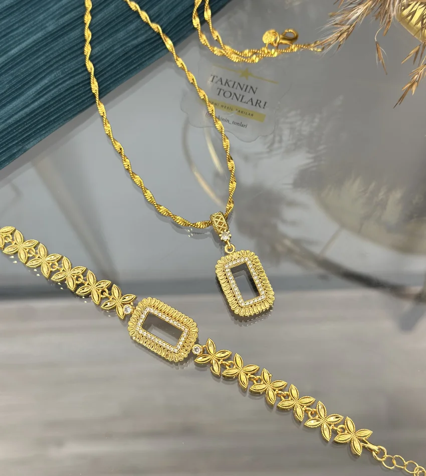 Gram Altınlık Yonca Model Başak Kombin (Seri 4)