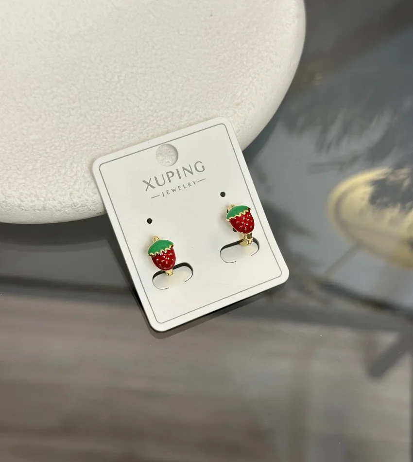 Çelik XP Marka Çilek Halka Çocuk Küpesi