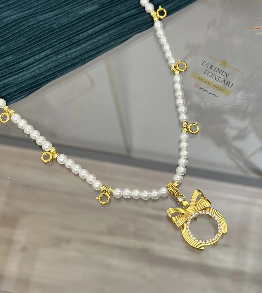 Çeyreklik Fiyonklu Dokuzu Biryerde İnci Kolye (60 cm)