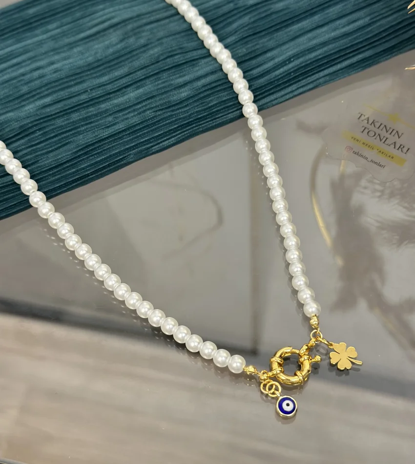 Dümen Kilit Charmli İnci Kolye (60 cm)
