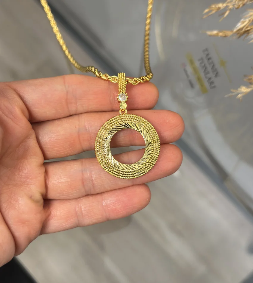 Çeyreklik Hasır Detay Burgu Kolye (60 cm)