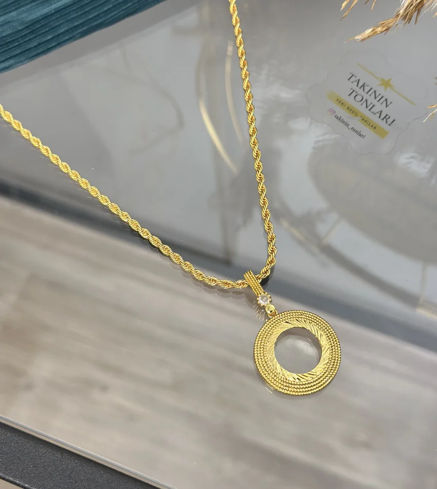 Çeyreklik Hasır Detay Burgu Kolye (60 cm)