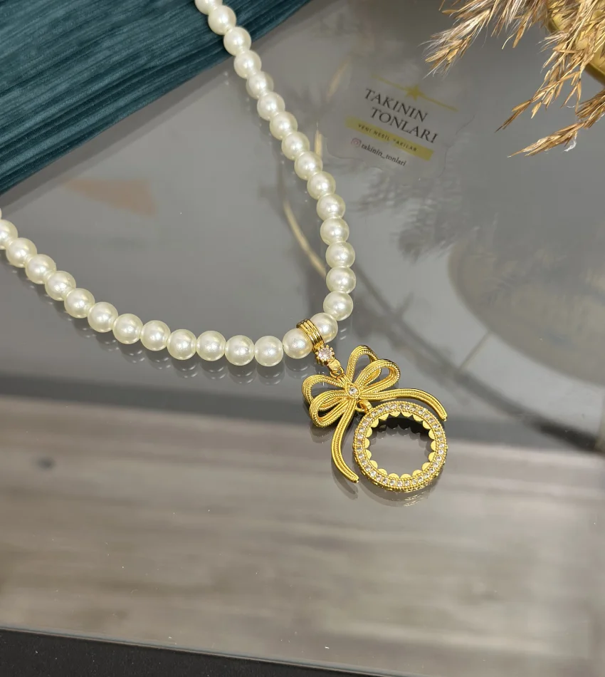 Çeyreklik Taşlı İncili Fiyonk Kolye (60 cm)