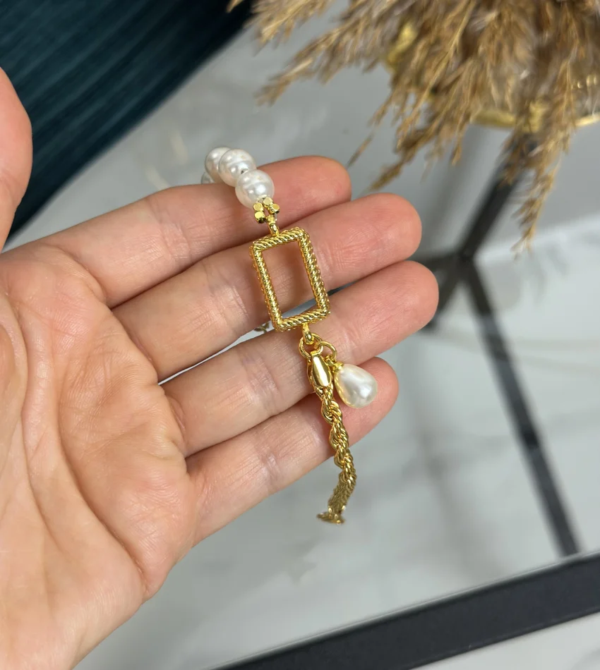 Gram Altınlık Burgu Detaylı Yarım İnci Bileklik (17 cm+3 cm)