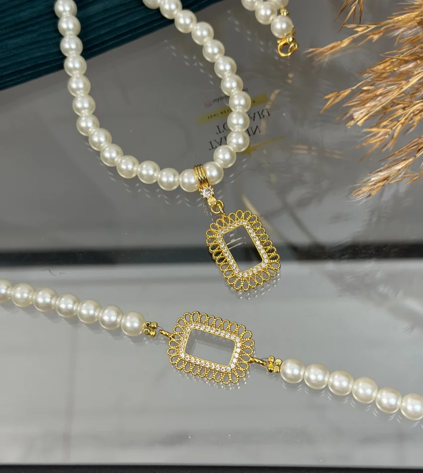 Gram Altınlık İşlemeli  İnci Set