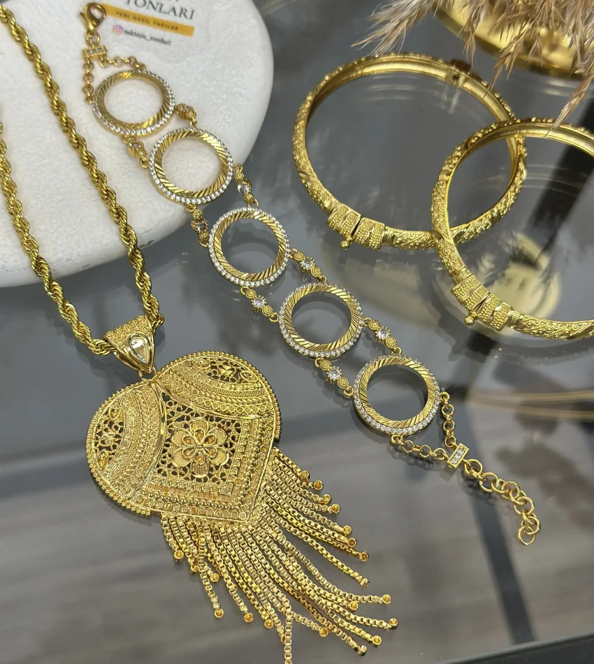 22 Ayar Hint İşi Kombin (Kolye zinciri 80 cm)