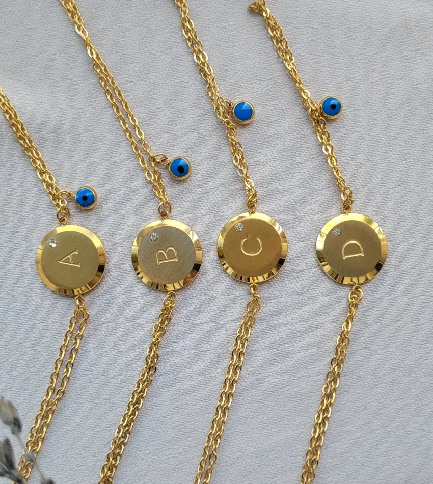 Outlet Daire Tek Taşlı Harf Bileklik