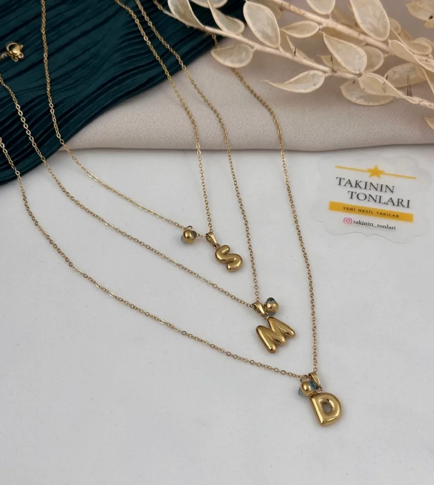 Minimal Nazarli Balon Harf Kolye