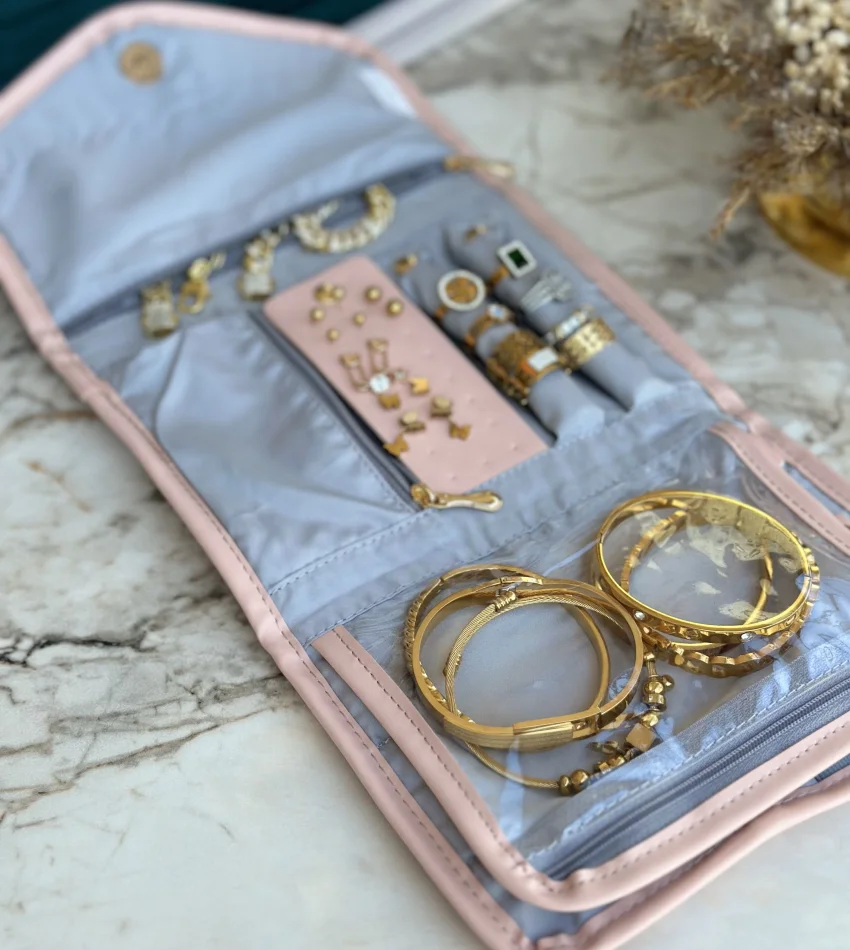 PEMBE ORGANİZER TAKI ÇANTASI