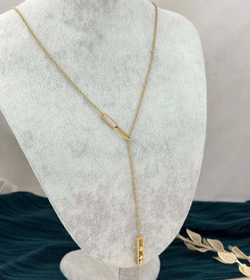 Taşlı Marka Kolye (45 cm+sarkan kısım 15 cm )