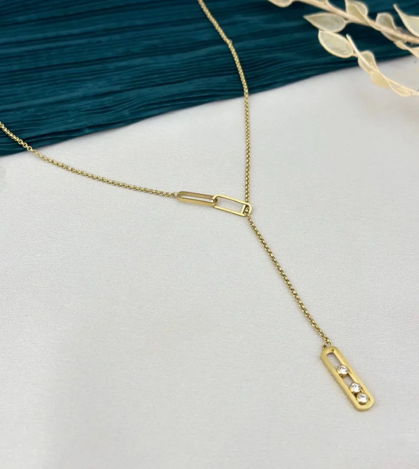 Taşlı Marka Kolye (45 cm+sarkan kısım 15 cm )