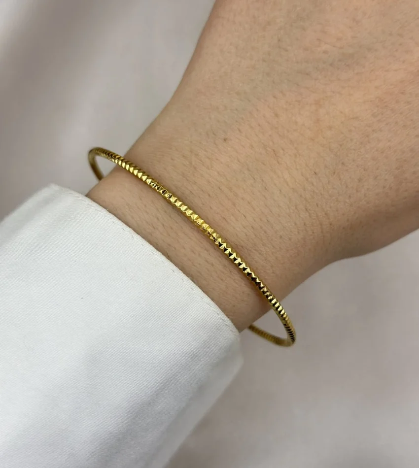 Tırtıklı Parlak Ajda Bilezik (6.7 cm )