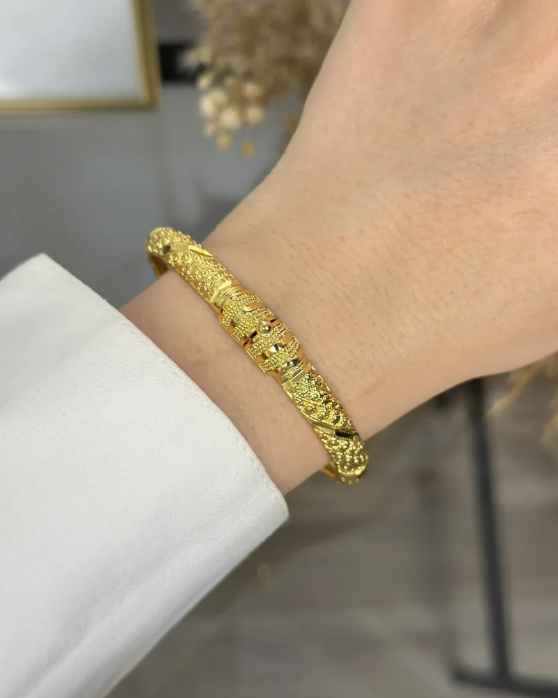 22 Ayar Hint İşi Kelepçe Bilezik (İç Çapı 6.2 cm)