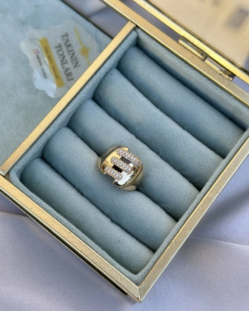 Tasarım VIP Taşlı Yüzük