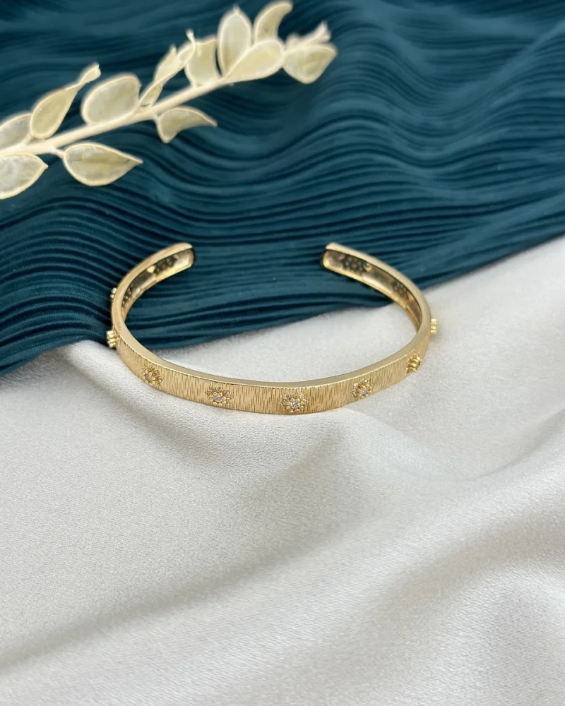 İthal Seri Bakır Tonda Taşlı Tasarım Kelepçe