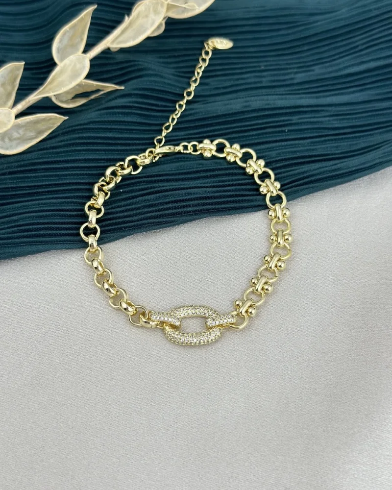 İthal Seri Taşlı Dikdörtgen Geçişli Gold Bileklik