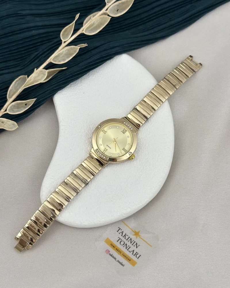 İthal Gold Metal Taşlı Spor Saat (Bileklik hediyeli)