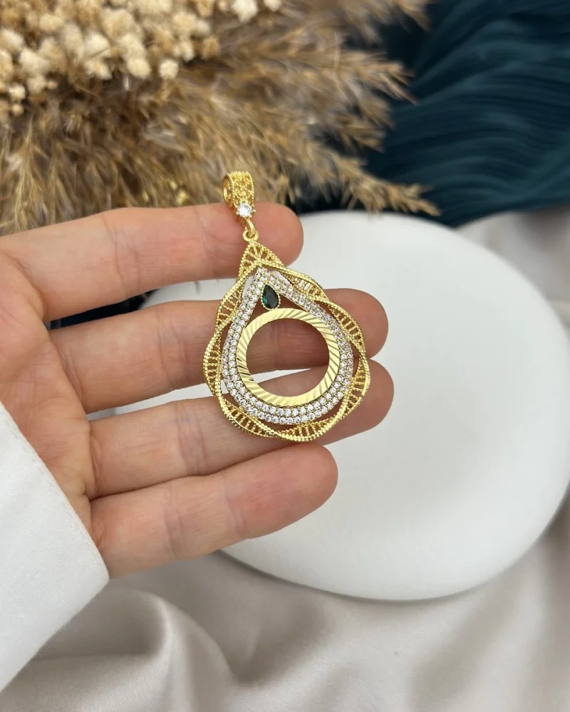 22 Ayar Yeşil Taşlı Damla Model Çeyreklik Sarmal Uç