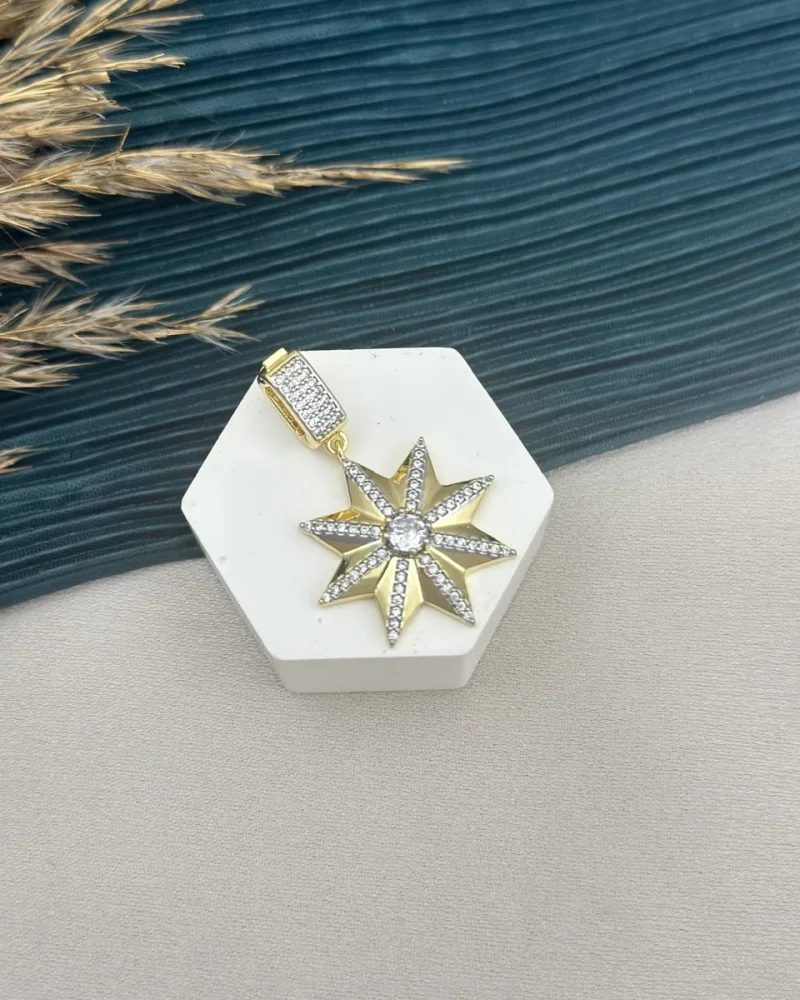 Taşlı Çiçek Charm