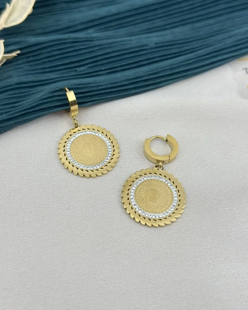 Taşlı Çeyrek Küpe