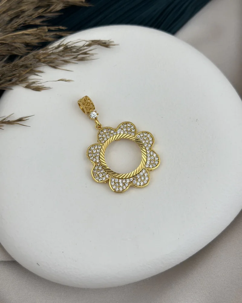 22 Ayar Yonca Çeyreklik Kolye Ucu