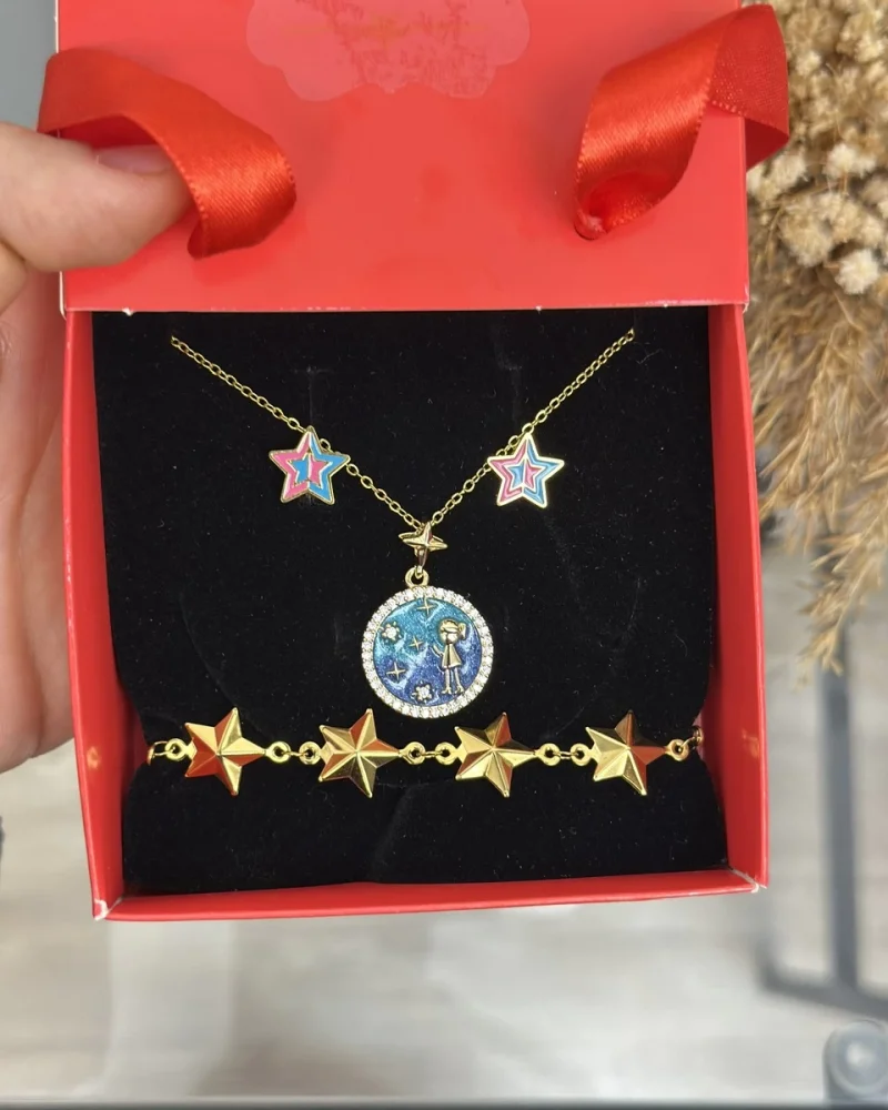 Çocuk Yıldızlı Kombin