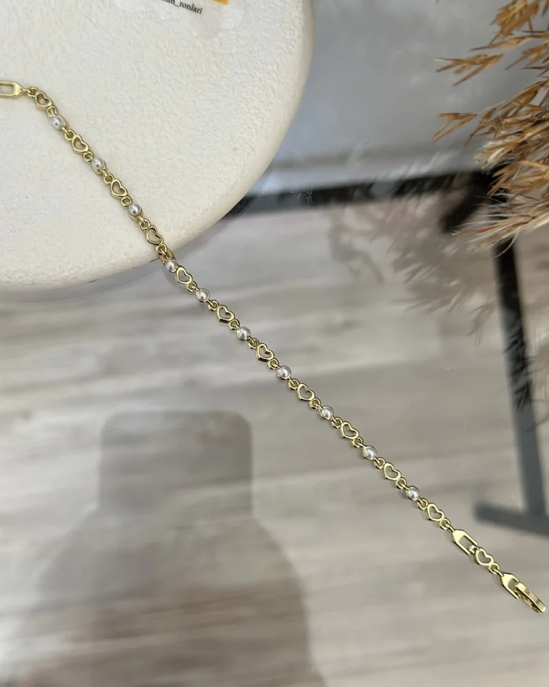 Sıra Kalpli İncili Zarif XP Bileklik (17+2 cm)