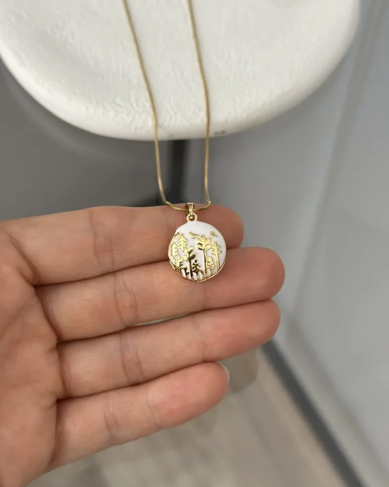 Beyaz Mineli Kuşlu Açılır Kapaklı Kolye (40+5 cm)