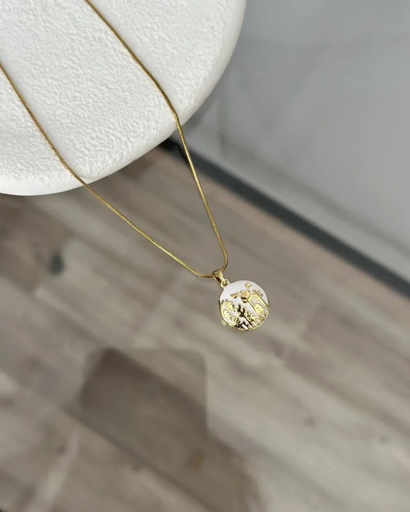 Beyaz Mineli Kuşlu Açılır Kapaklı Kolye (40+5 cm)