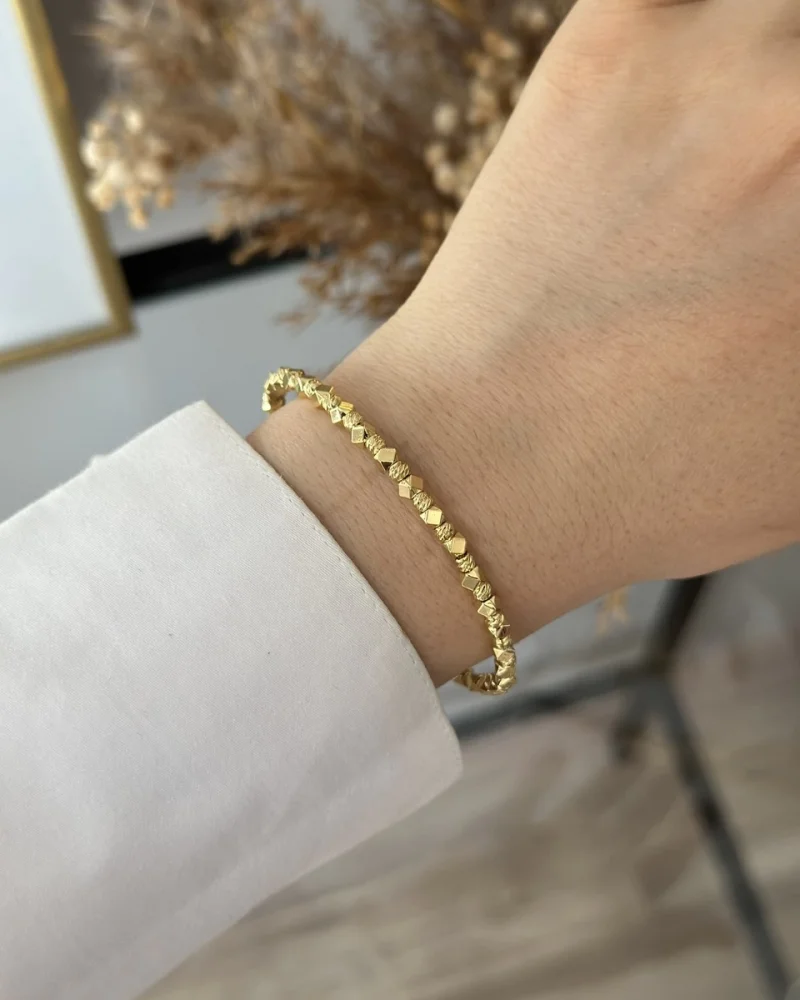 Dorikali  Lazer kesim Altigen Detaylı Kelepçe Bileklik