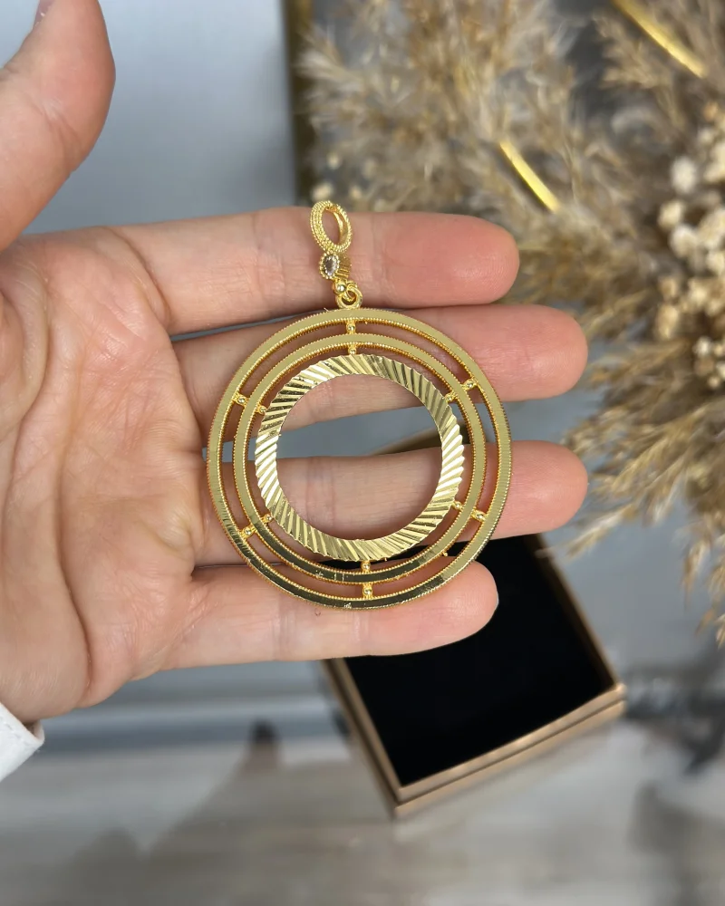 22 Ayar Ajda Model Tam Altınlık Kolye Ucu