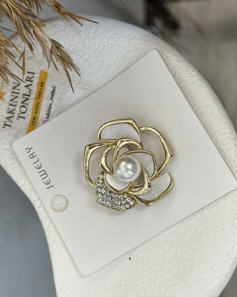 Gold İncili Taşlı Gül Broş