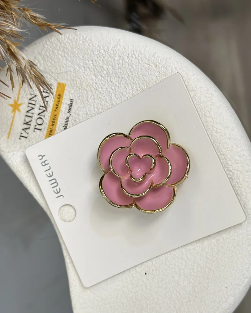 Üç Boyutlu Pembe Gül Broş