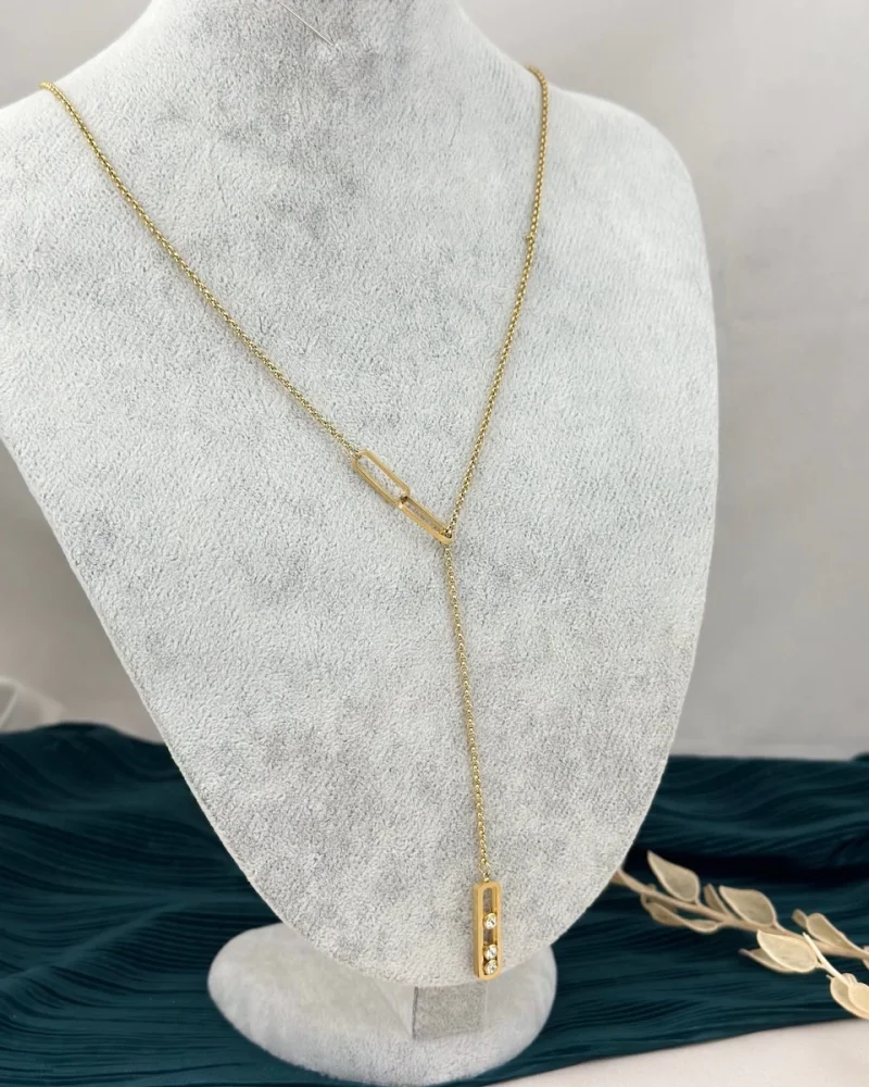 Taşlı Marka Kolye (45 cm+sarkan kısım 15 cm )