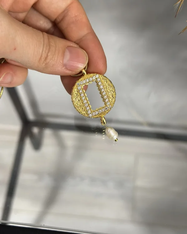 Gram Altınlık İncili Yuvarlak Çerçeve