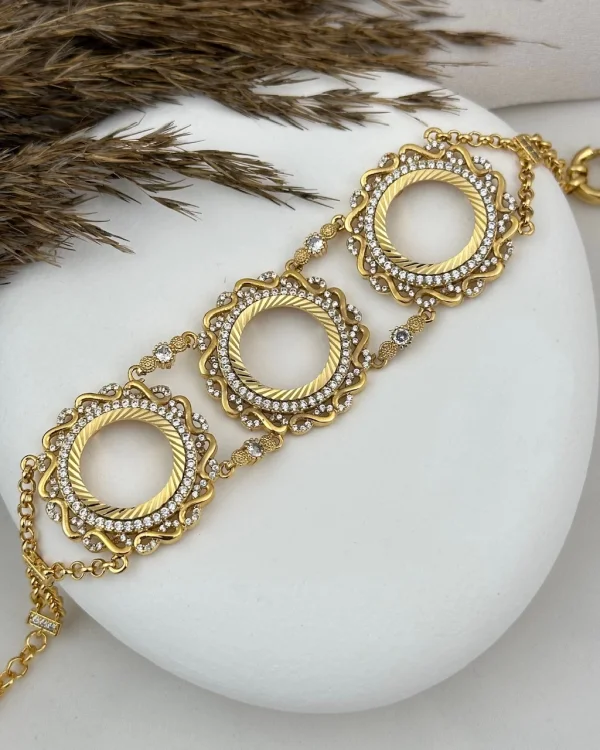 22 Ayar Sonsuz İşlemeli Üçlü Çeyrek Yuvalı Bileklik