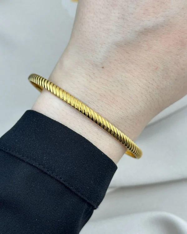 Çizgi Dokulu Ezme Bilezik