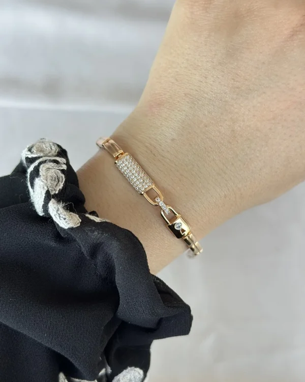 Taşlı Kilit Detaylı VIP Bileklik