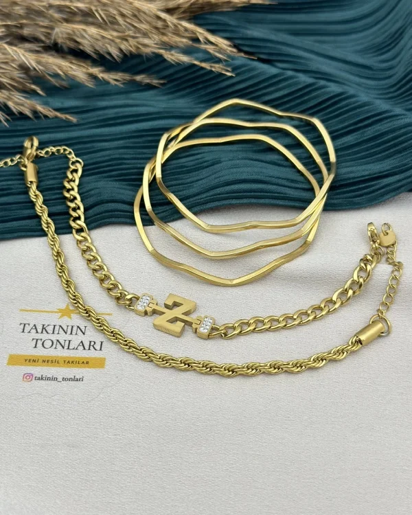 Zikzak Ajdalı Kombin