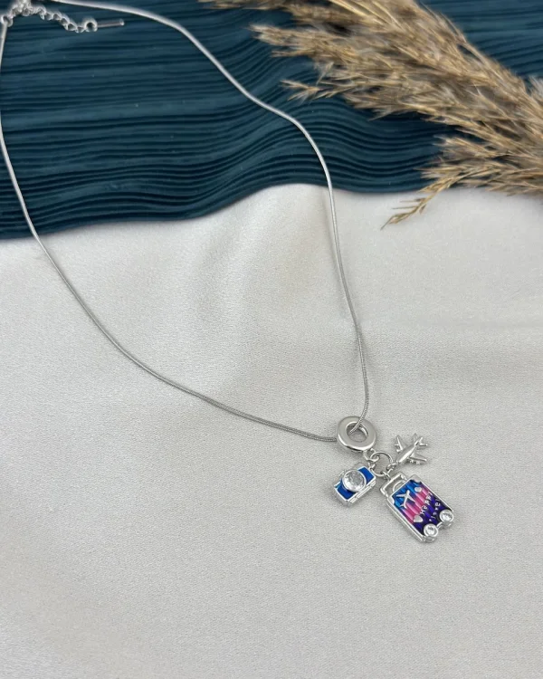 Gümüş Charmlı Seyahat Çocuk Kolye (40+5 cm)