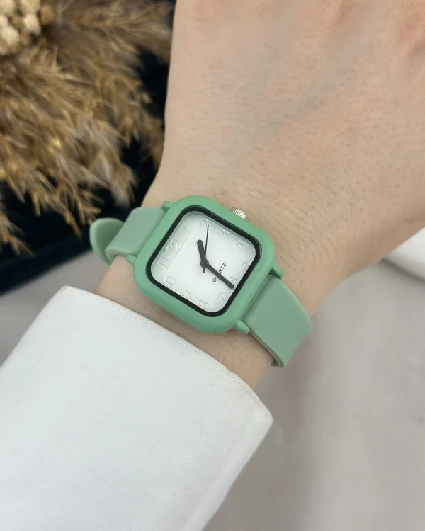 Anime Yeşil Silikon Saat