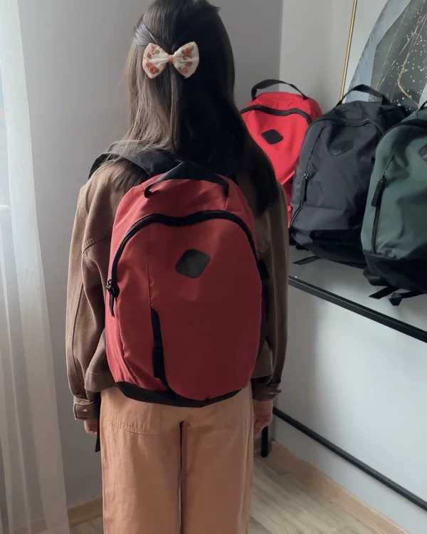 Kiremit Rengi Orta Boy Sırt Çantası