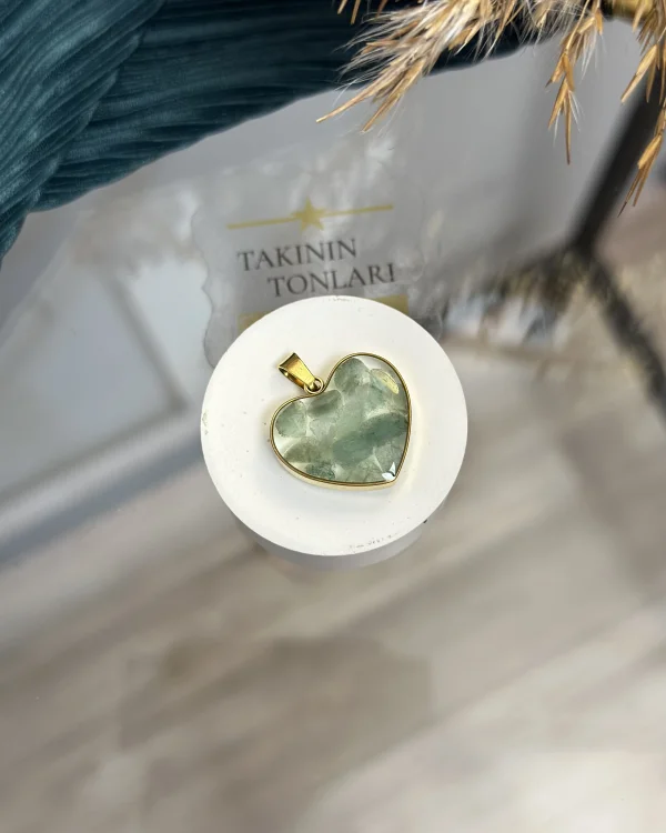 Yeşim Taşı Doğal Taş Kalpli Çelik Kolye Ucu