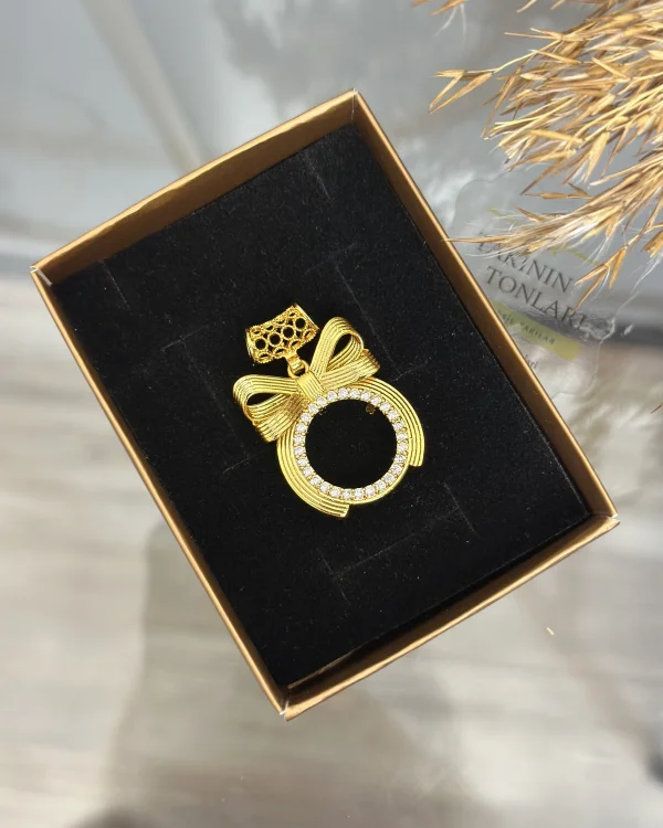 Çeyreklik Çerçeveli Hasır Kulp Fiyonk Kolye Ucu