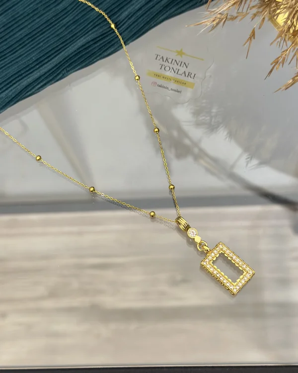 Gram Altınlık Zarif Topçuklu Kolye (60 cm)