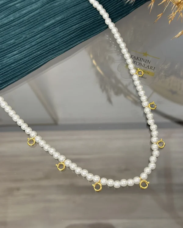 Yedisi Bir Yerde Klipsli İncili Kolye (60 cm)