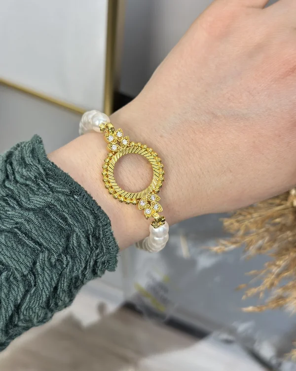 Çeyreklik Taşlı Yaprak Detaylı İnci Bileklik
