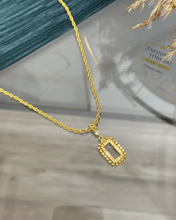 Gram Altınlık Taşsız Topcuklu  Kalem İşi  Burgu Kolye (60 cm )