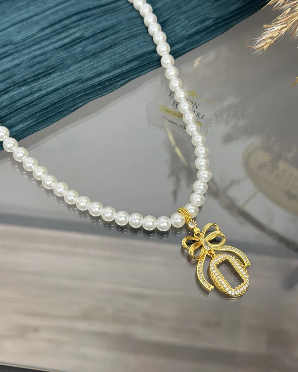 Oval Gram Altınlık Fiyonklu İnci Kolye (50 cm)